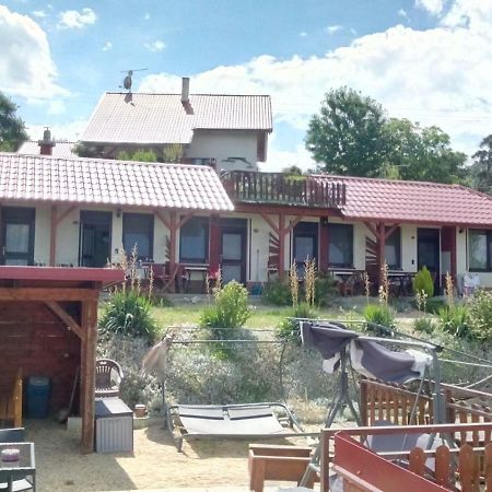 Penzion Nad Jezerem Pavlov Exterior photo